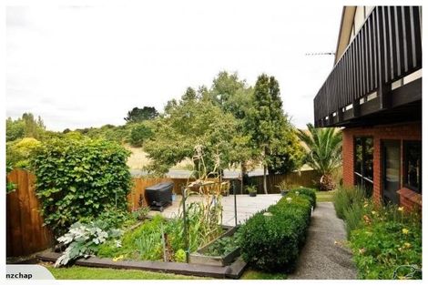 Photo of property in 32 Palm Grove Drive, Western Heights, Hamilton, 3200