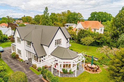 Photo of property in 32 Brassey Road, Saint Johns Hill, Whanganui, 4500