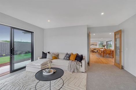 Photo of property in 23 Frank Ernest Crescent, Prebbleton, 7676