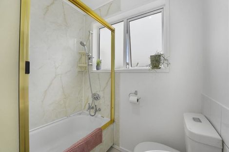 Photo of property in 21a Oakleigh Street, Maungaraki, Lower Hutt, 5010