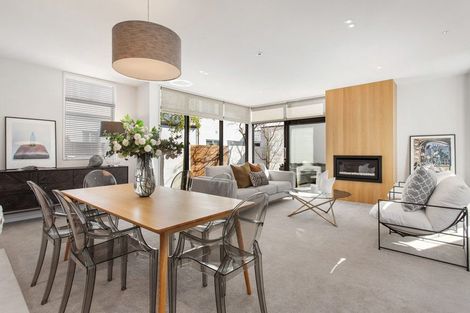 Photo of property in 96 Merivale Lane, Merivale, Christchurch, 8014