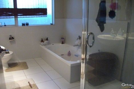 Photo of property in 400 Chapel Road, Flat Bush, Auckland, 2016