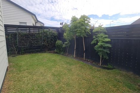 Photo of property in 39 Seagrass Place, Otaki Beach, Otaki, 5512