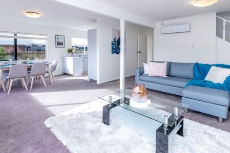 Photo of property in 64 Effingham Street, North New Brighton, Christchurch, 8083