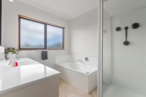 Photo of property in 3 Randell Place, Te Puke, 3119