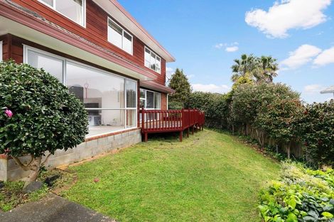 Photo of property in 7 Anure Place, Highland Park, Auckland, 2010