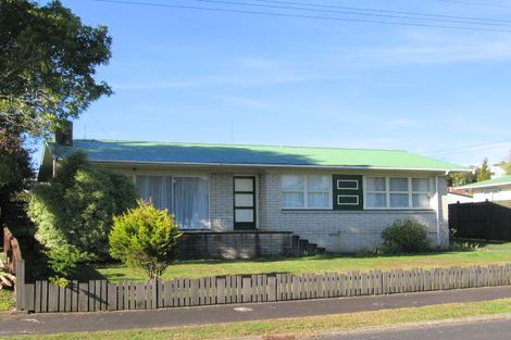 Photo of property in 17 Manapouri Place, Glenview, Hamilton, 3206