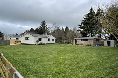 Photo of property in 17 Charlotte Street, Takapau, 4203