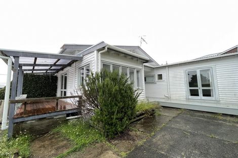 Photo of property in 20 Ngataringa Road, Devonport, Auckland, 0624
