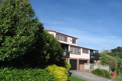 Photo of property in 12 The Crowsnest, Whitby, Porirua, 5024