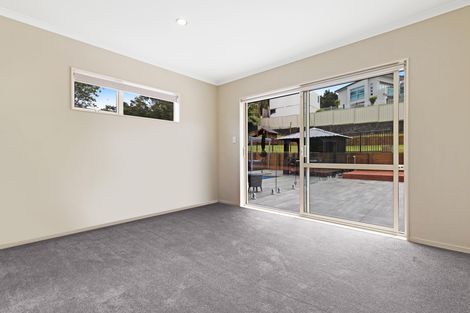 Photo of property in 168 Polo Prince Drive, Alfriston, Auckland, 2105