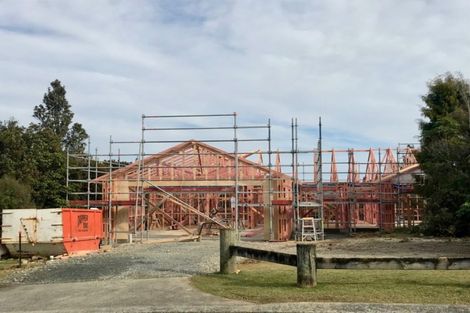 Photo of property in 45 Mount Marua Way, Timberlea, Upper Hutt, 5018