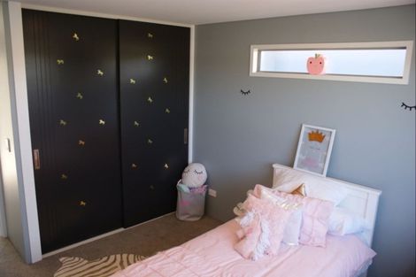 Photo of property in 33 Prestons Park Drive, Marshland, Christchurch, 8083