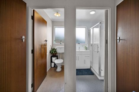 Photo of property in 9 Hughson Place, Opunake, 4616