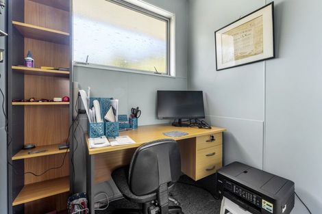 Photo of property in 71 Milton Terrace, Picton, 7220