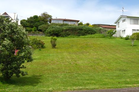 Photo of property in 111 Pacific Parade, Army Bay, Whangaparaoa, 0930