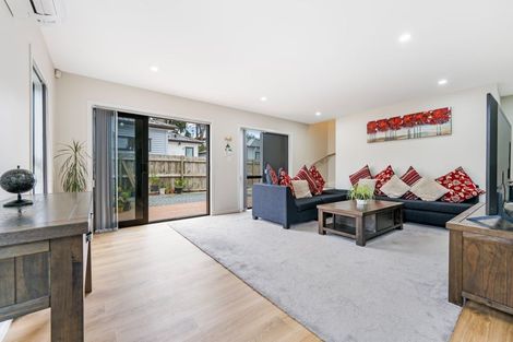 Photo of property in 538d Swanson Road, Ranui, Auckland, 0612