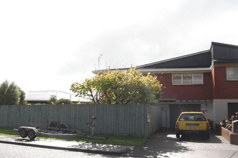 Photo of property in 13 Paisley Street, Mellons Bay, Auckland, 2014