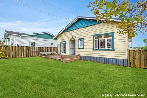 Photo of property in 140 Seddon Street, Pukekohe, 2120