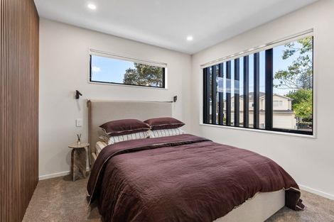 Photo of property in 41 Shortt Avenue, Mangere Bridge, Auckland, 2022