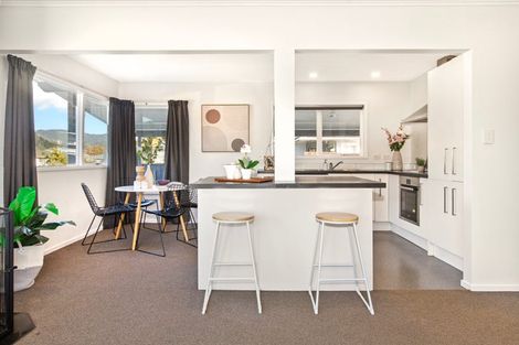 Photo of property in 253 Wellington Road, Wainuiomata, Lower Hutt, 5014