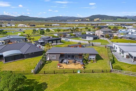 Photo of property in 171 Rangiora Crescent, Matarangi, Whitianga, 3592