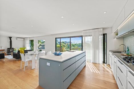 Photo of property in 2 Ranui Crescent, Diamond Harbour, Lyttelton, 8971