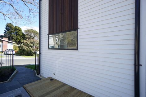 Photo of property in 1/22 Takapu Street, Henderson, Auckland, 0612