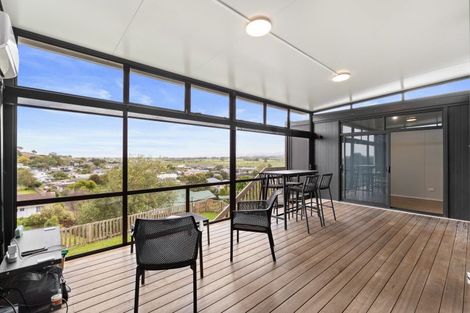 Photo of property in 4 O'meara Heights, Paeroa, 3600