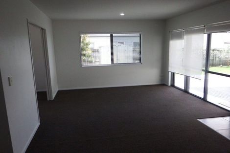 Photo of property in 379 One Tree Point Road, One Tree Point, 0118