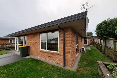 Photo of property in 33 Clemow Road, Fitzroy, New Plymouth, 4312