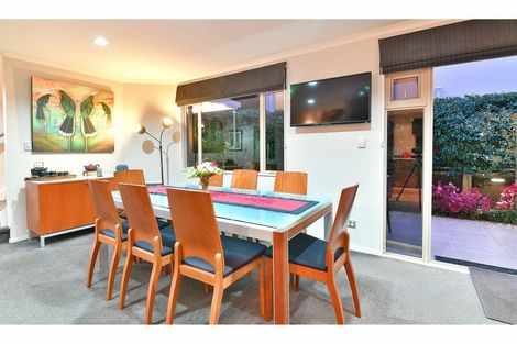 Photo of property in 2/126 Whangaparaoa Road, Red Beach, 0932