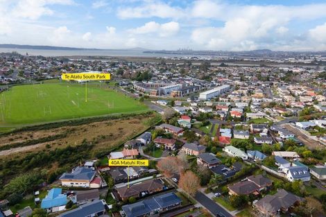 Photo of property in 1/40 Matuhi Rise, Henderson, Auckland, 0612