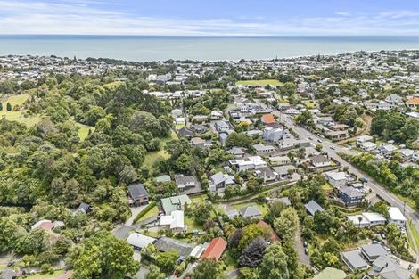 Photo of property in 6a Spencer Place, Merrilands, New Plymouth, 4312
