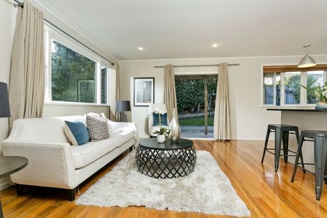 Photo of property in 1/1a Becroft Drive, Forrest Hill, Auckland, 0620