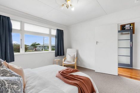 Photo of property in 12 Bowen Street, Levin, 5510