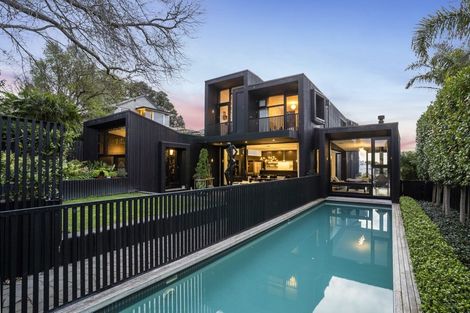 Photo of property in 45 Livingstone Street, Westmere, Auckland, 1022