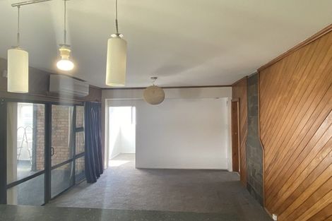 Photo of property in 8 Freyberg Avenue, Papatoetoe, Auckland, 2104