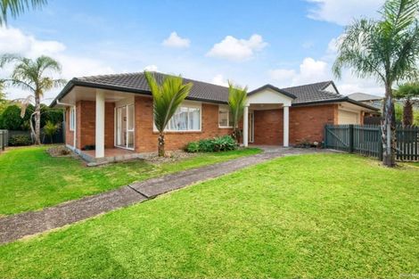Photo of property in 27 Emmerdale Avenue, Papakura, 2110