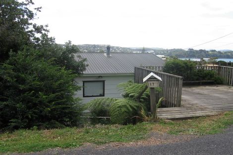 Photo of property in 17 Burrell Extension, Oneroa, Waiheke Island, 1081