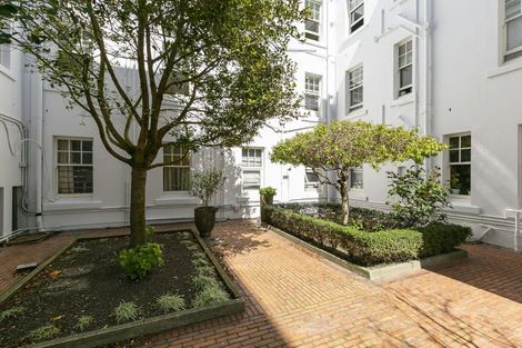 Photo of property in Blythswood Flats, 25/3 Aro Street, Aro Valley, Wellington, 6021