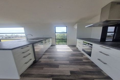 Photo of property in 40b Egmont Street, Castlecliff, Whanganui, 4501