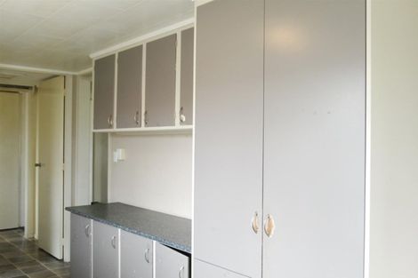 Photo of property in 11 Iredale Road, Hawera, 4610