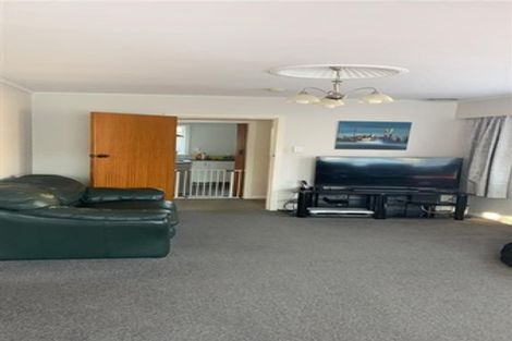 Photo of property in 19 Petherick Crescent, Johnsonville, Wellington, 6037