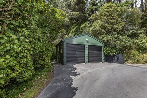 Photo of property in 11 Wilmshurst Place, Tawa, Wellington, 5028