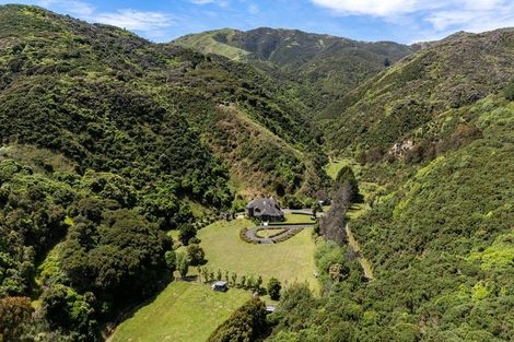 Photo of property in 751 Takarau Gorge Road, Makara, Karori, 6972