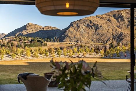 Photo of property in 38 Station Rise, Dalefield, Queenstown, 9371