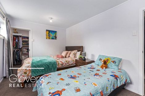 Photo of property in 2/30 Ranui Station Road, Ranui, Auckland, 0612