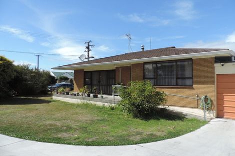 Photo of property in 69a Hakanoa Street, Huntly, 3700