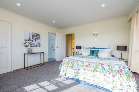 Photo of property in 82 Oxford Terrace, Epuni, Lower Hutt, 5011